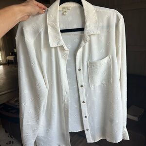 Geometric pattern button up